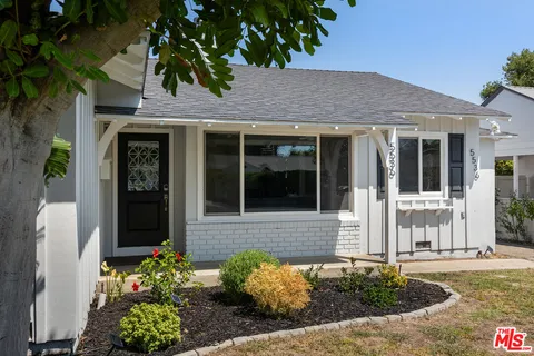 $1,250,000 | 5536 Carpenter Avenue, Valley Village, CA 91607