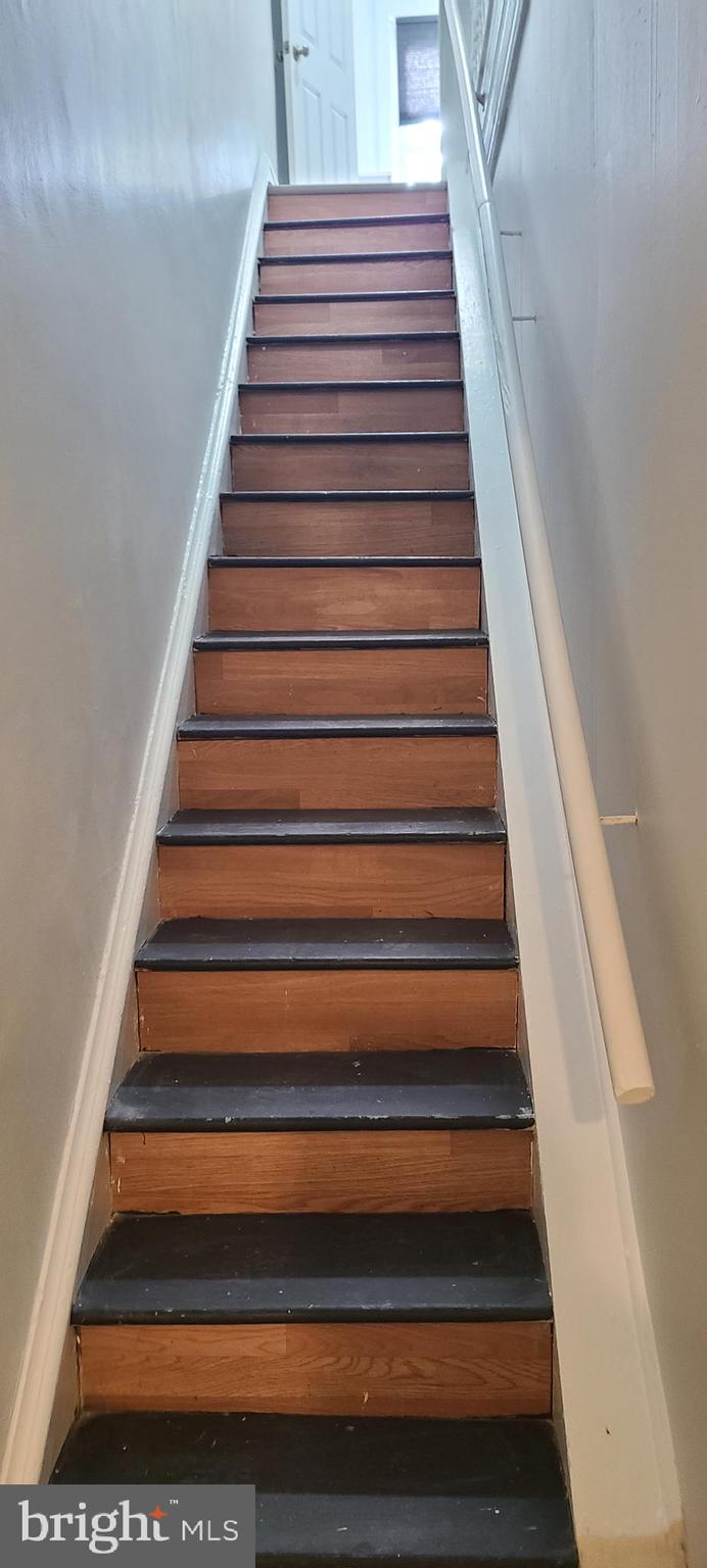 2026 Edgmont Avenue Chester, PA 19013 - Photo 11 of 11 a view of entryway