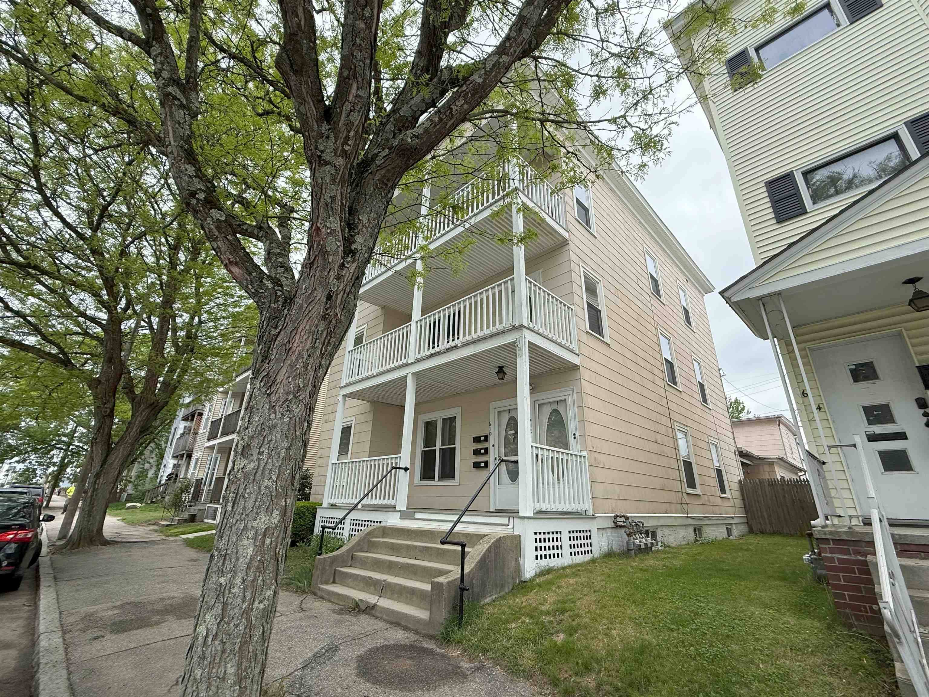 610 Rimmon Street Manchester, NH 03102 - Photo 3 of 21