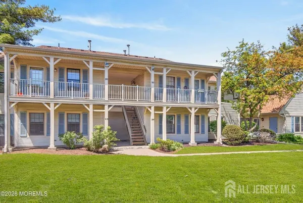 $225,000 | 318 Wycoff Way West, East Brunswick, NJ 08816