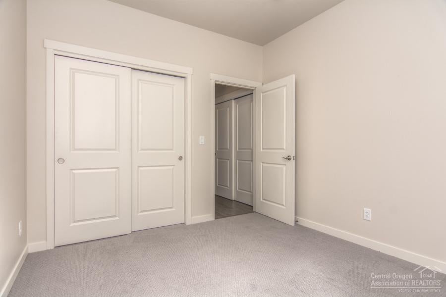 995 Northwest Rimrock Drive Redmond, OR 97756 - Photo 17 of 24 Additional Photo