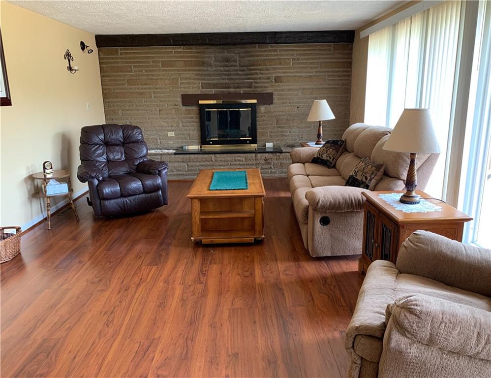 1255 McCaslin Road Clinton, PA 15026 - Photo 6 of 23 Gallery Image 6