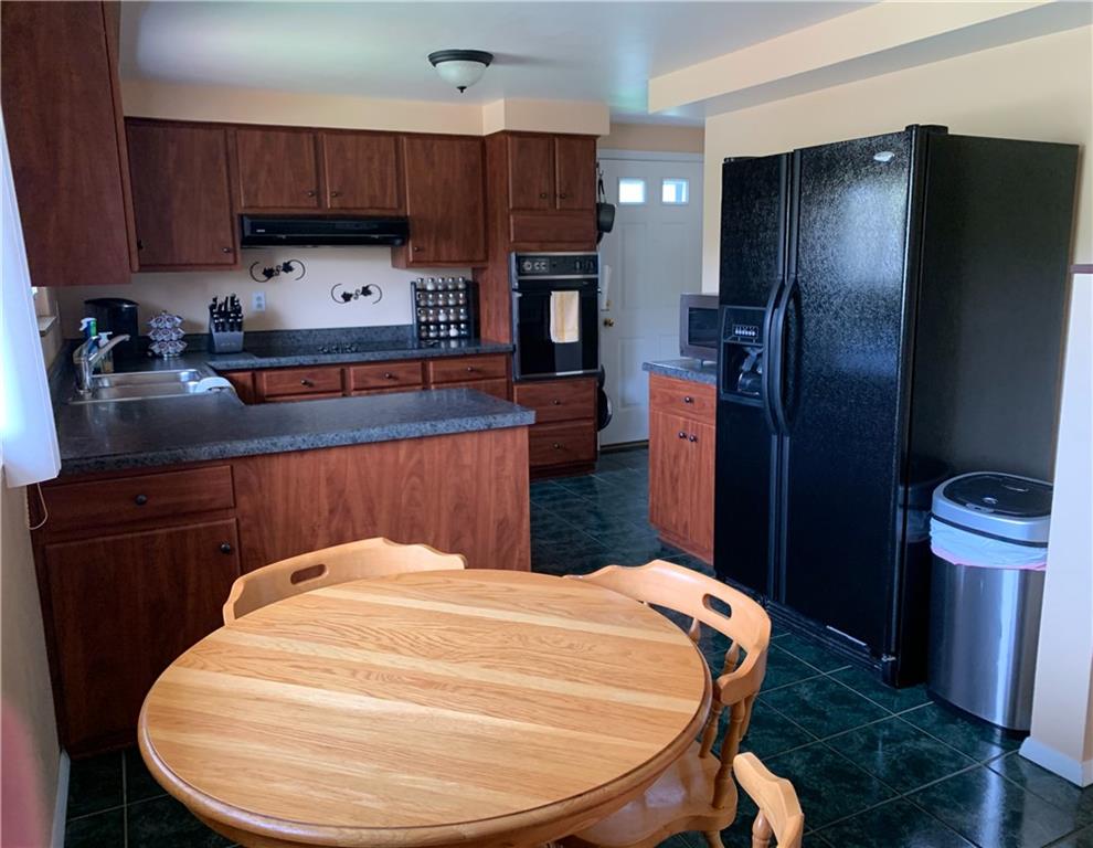 1255 McCaslin Road Clinton, PA 15026 - Photo 8 of 23 Gallery Image 8