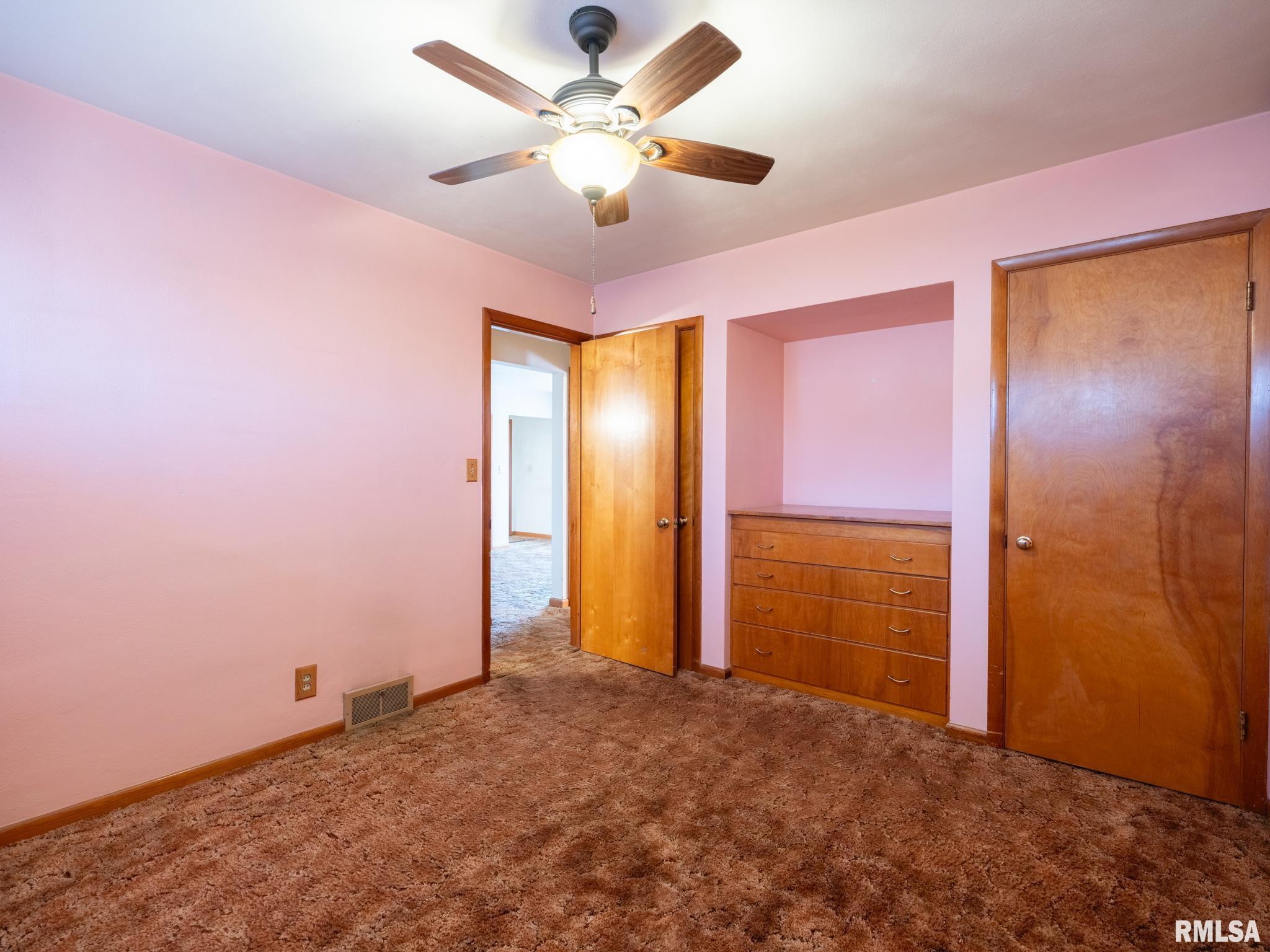1301 Sheridan Road Pekin, IL 61554 - Photo 26 of 38
