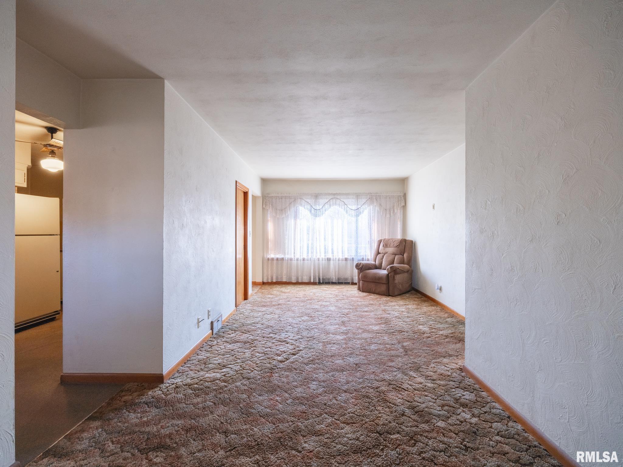 1301 Sheridan Road Pekin, IL 61554 - Photo 8 of 38