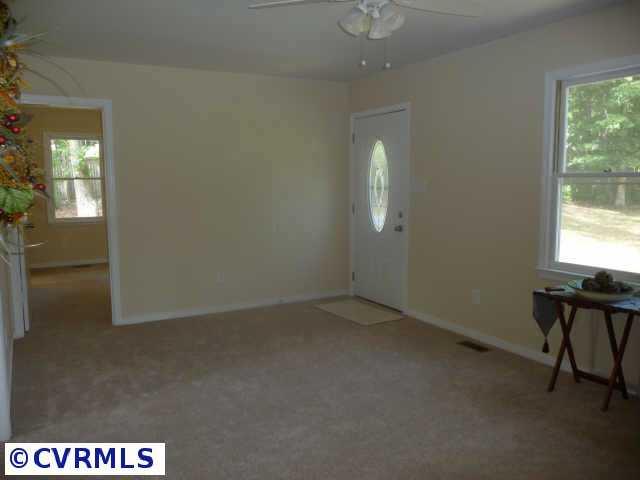 2325 George's Road Powhatan, VA 23139 - Photo 5 of 6 Gallery Image 5