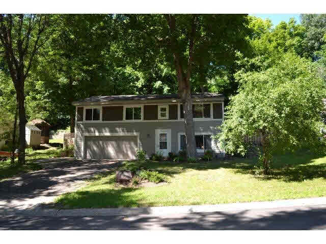 4712 Gordon Road Mound, MN 55364 - Photo 1 of 18 Gallery Image 1