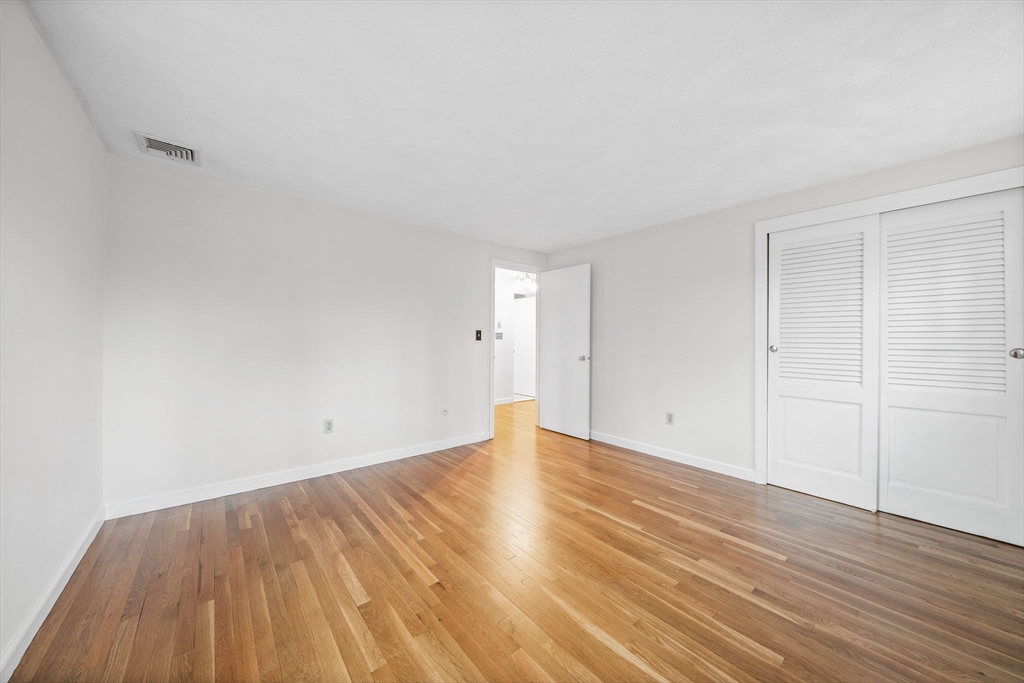 7 Surrey Lane Canton, MA 02021 - Photo 17 of 33