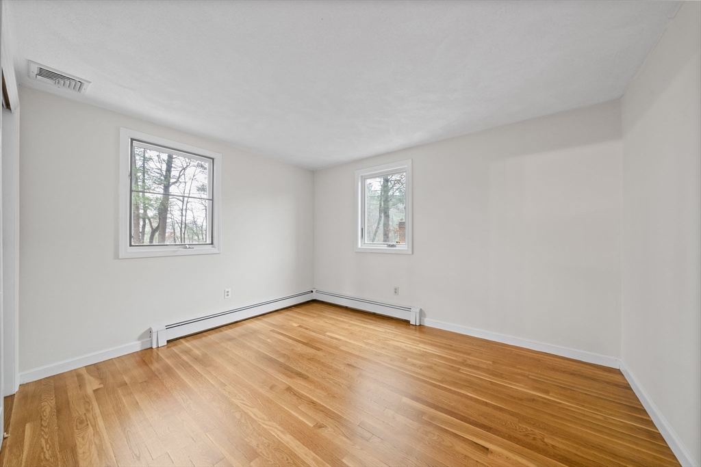 7 Surrey Lane Canton, MA 02021 - Photo 21 of 33