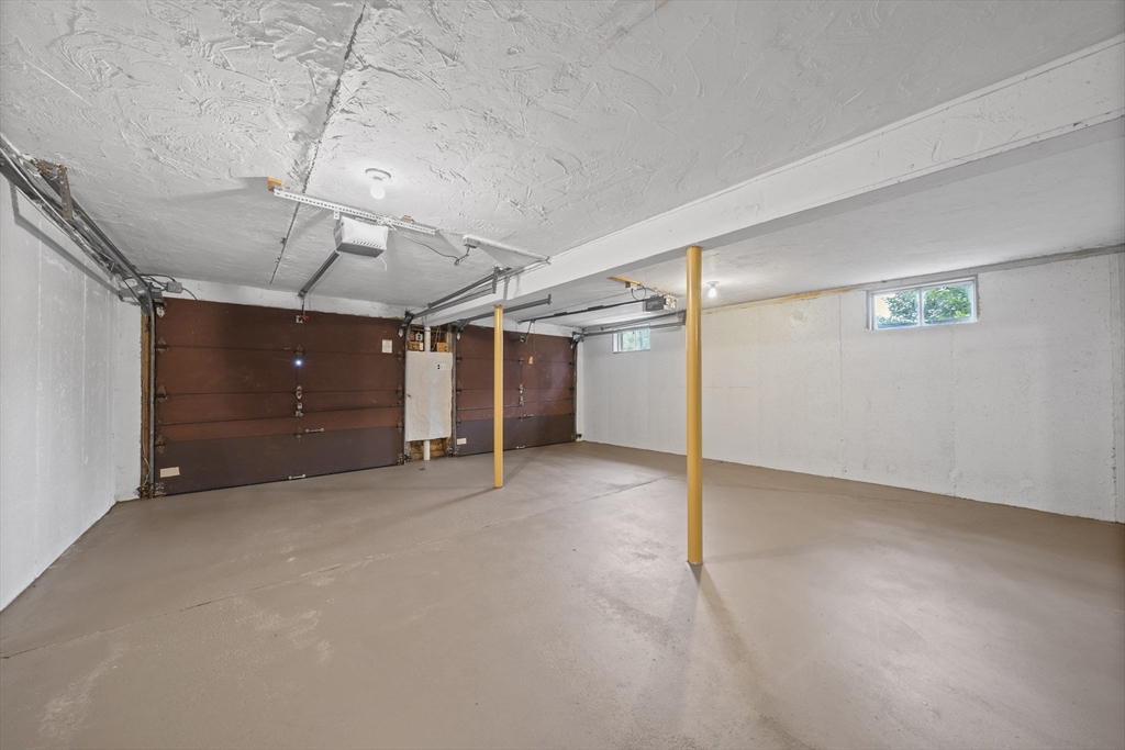 7 Surrey Lane Canton, MA 02021 - Photo 24 of 33