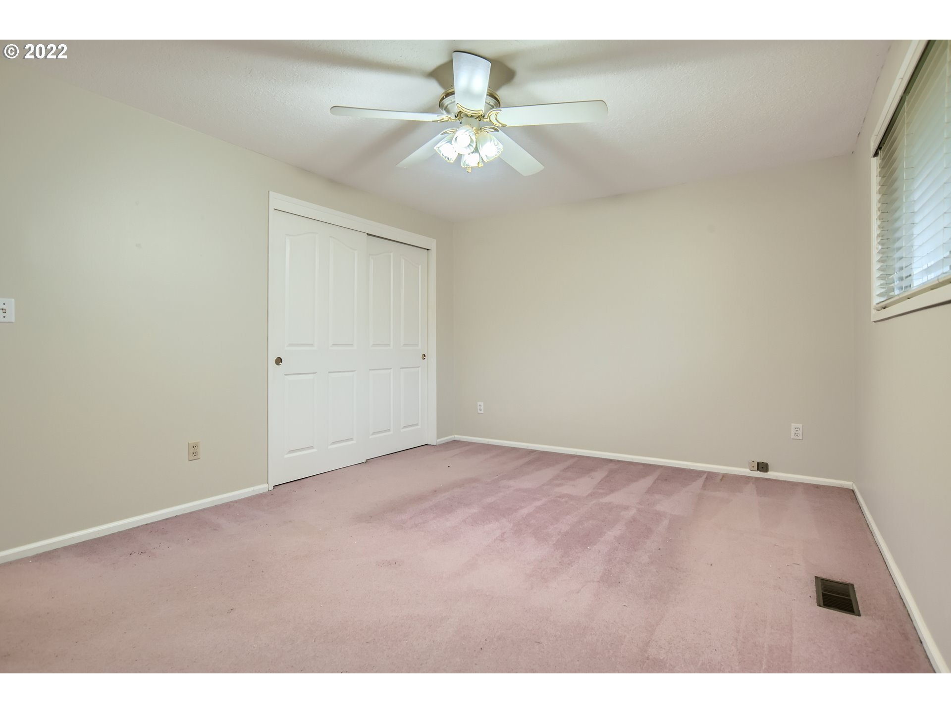 7545 Ridge Drive Gladstone, OR 97027 - Photo 14 of 31 Gallery Image 14