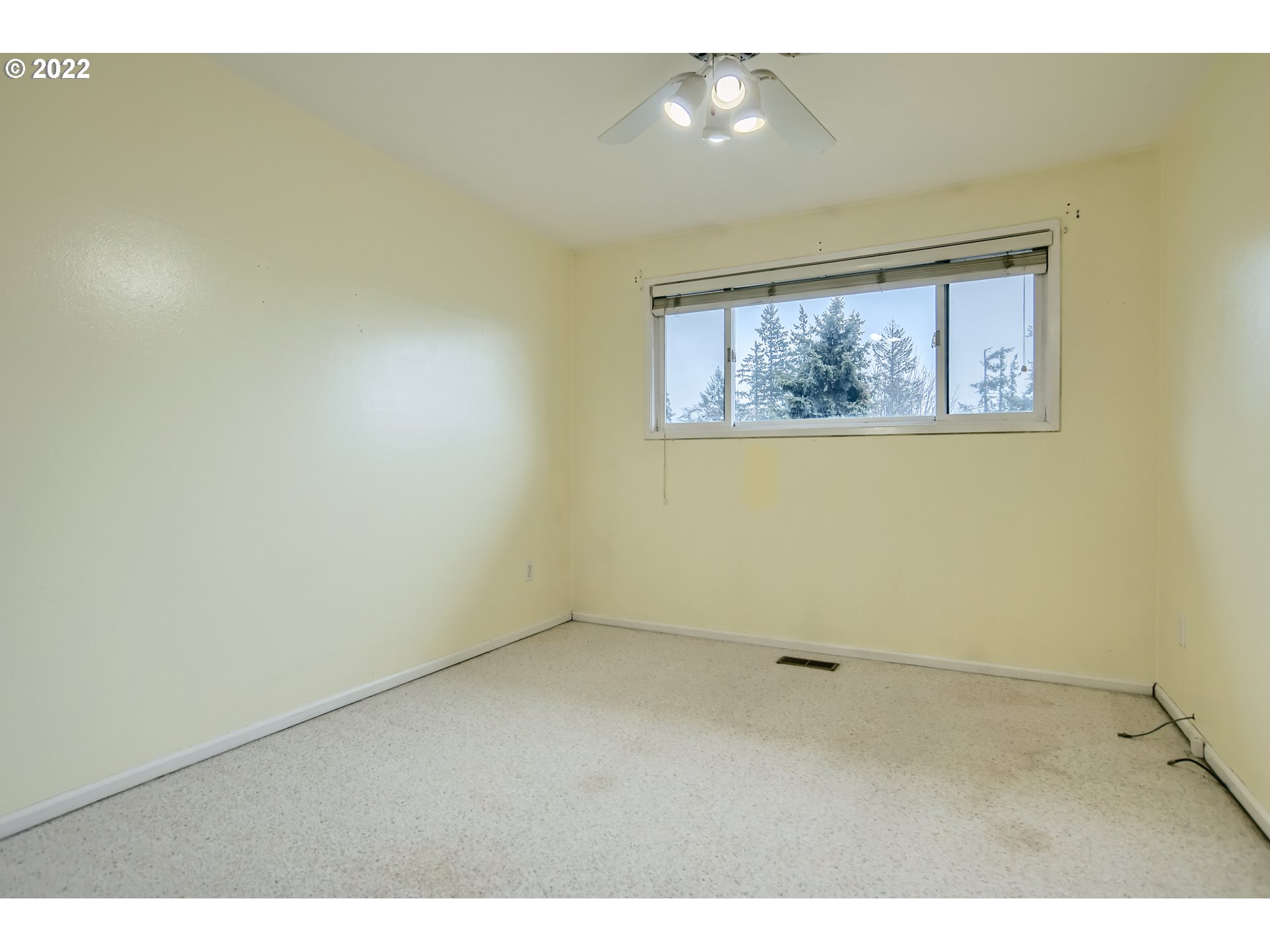 7545 Ridge Drive Gladstone, OR 97027 - Photo 18 of 31 Gallery Image 18