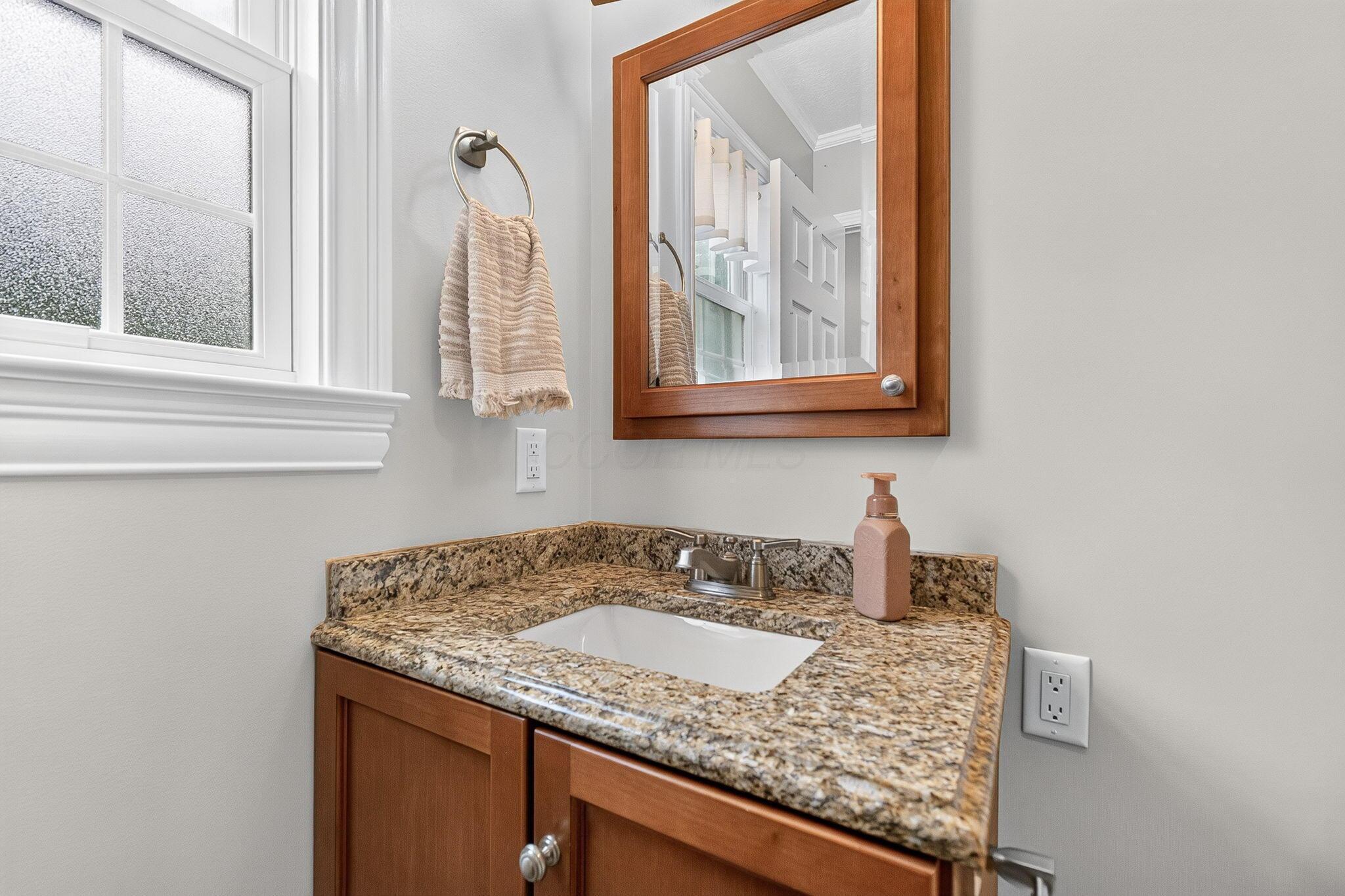 6565 Duffy Road Delaware, OH 43015 - Photo 40 of 84 6565 Duffy (Interior)-31