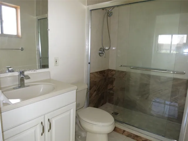 $2,400 | 8600 Southwest 133rd Avenue Road, Unit 418, Miami, FL 33183