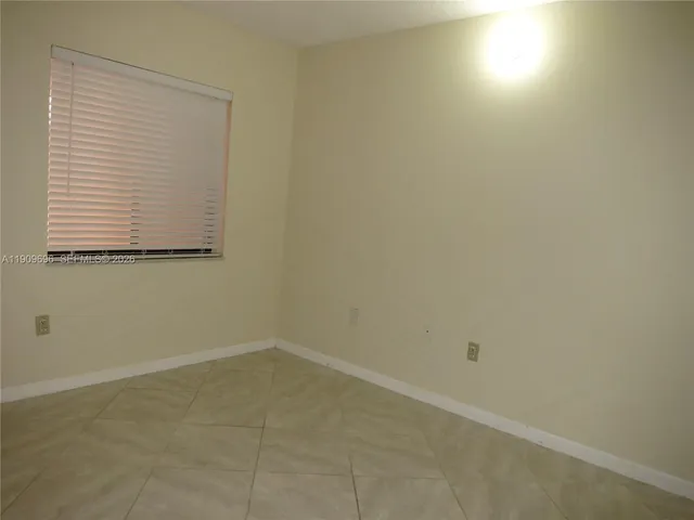 $2,400 | 8600 Southwest 133rd Avenue Road, Unit 418, Miami, FL 33183