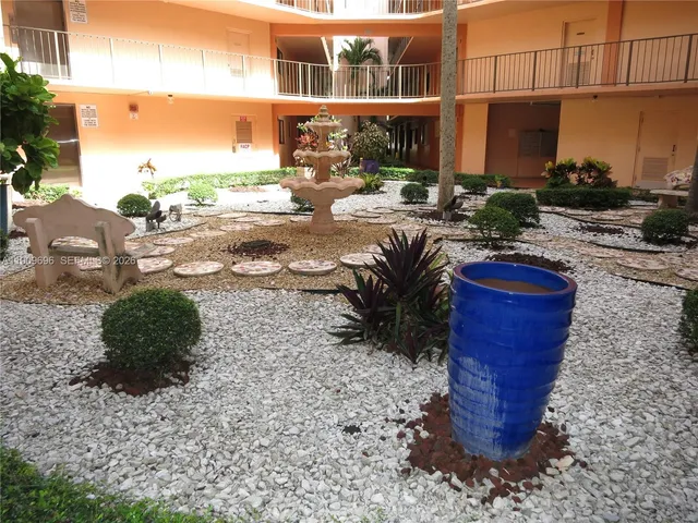 $2,400 | 8600 Southwest 133rd Avenue Road, Unit 418, Miami, FL 33183