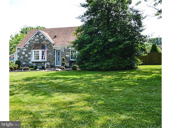400 Exton Road Hatboro, PA 19040 - Photo 2 of 24 Exterior Side