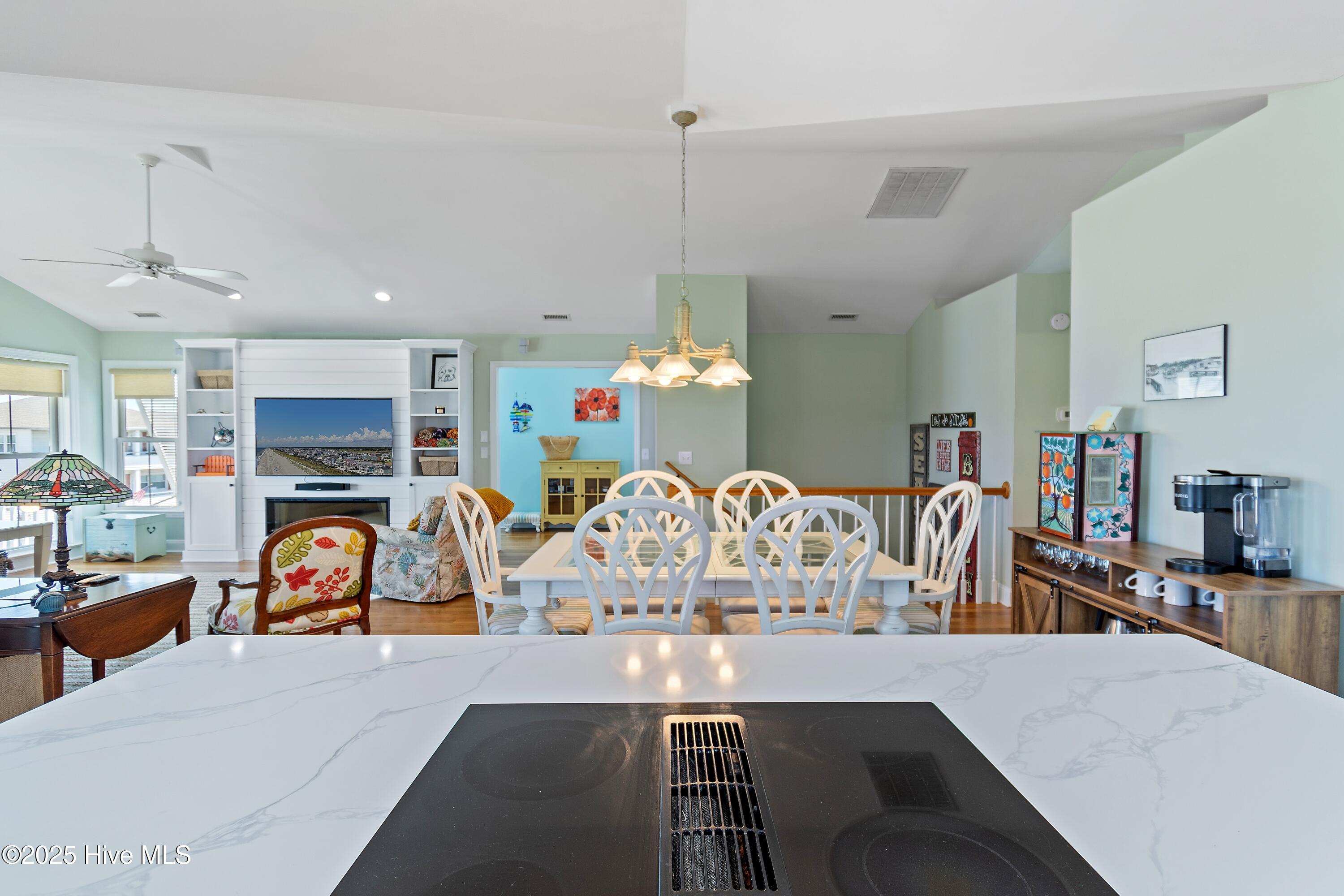 121 Ferry Road Holden Beach, NC 28462 - Photo 12 of 61 121FerryRd - 46 (1)