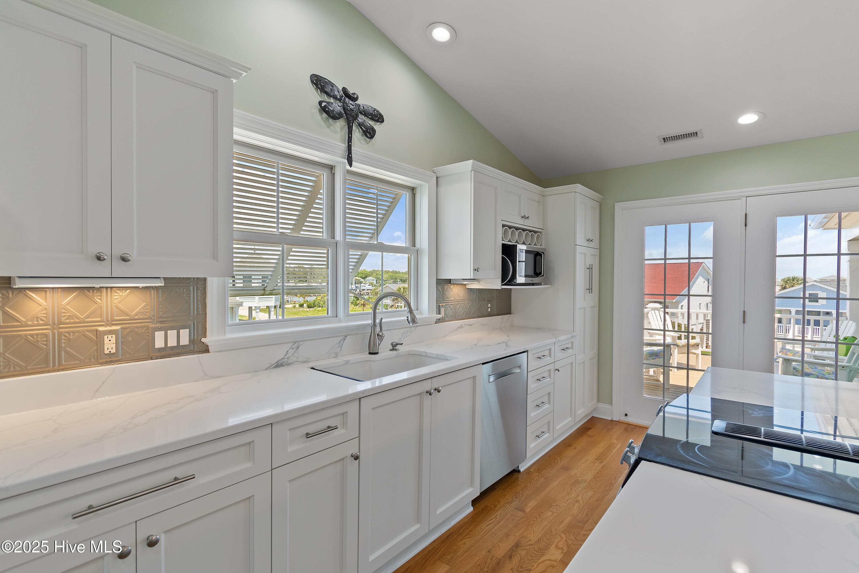 121 Ferry Road Holden Beach, NC 28462 - Photo 29 of 61 121FerryRd - 45 (1)