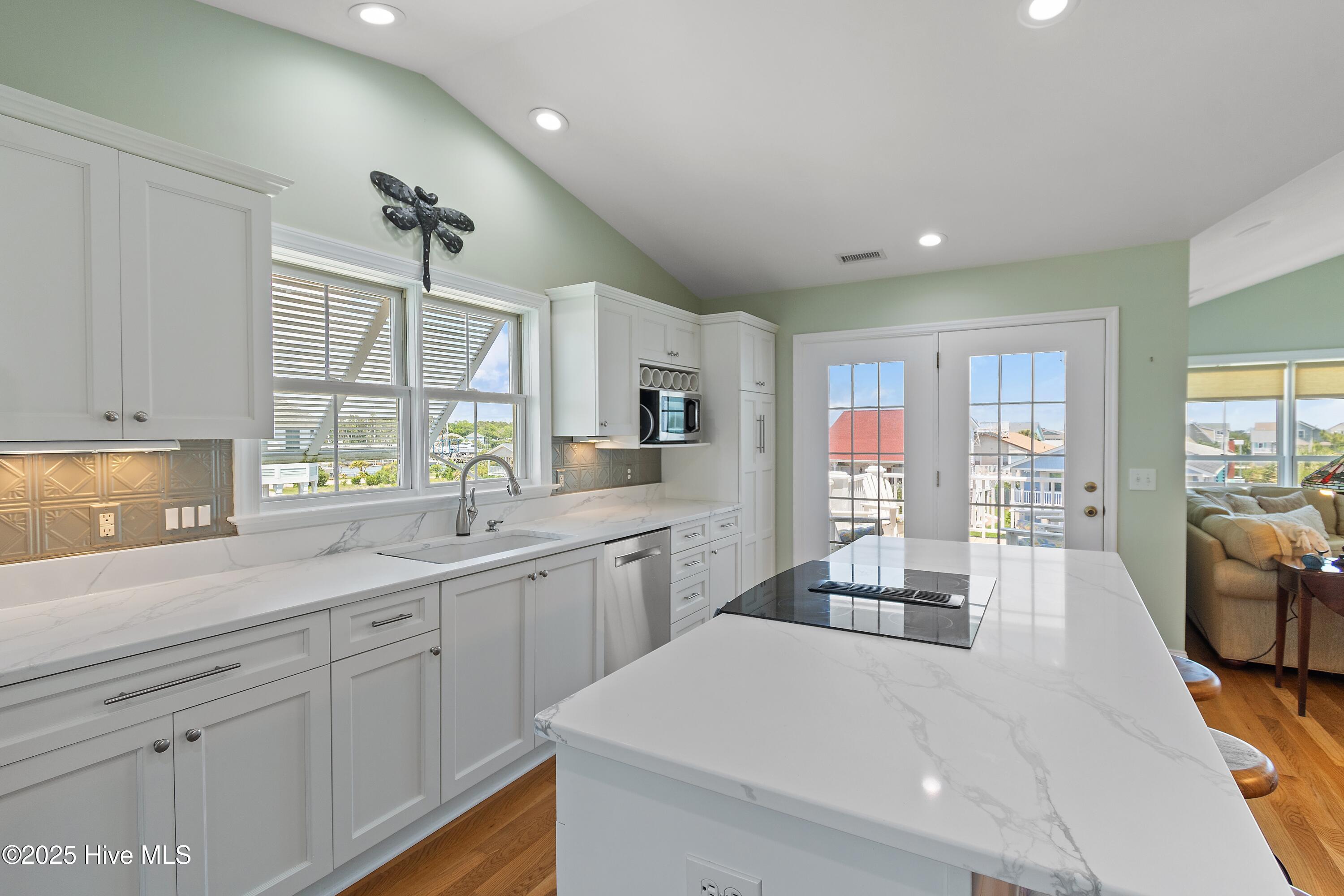 121 Ferry Road Holden Beach, NC 28462 - Photo 10 of 61 121FerryRd - 42 (1)