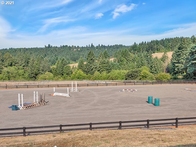 28303 Southwest Baker Road Sherwood, OR 97140 - Photo 14 of 32