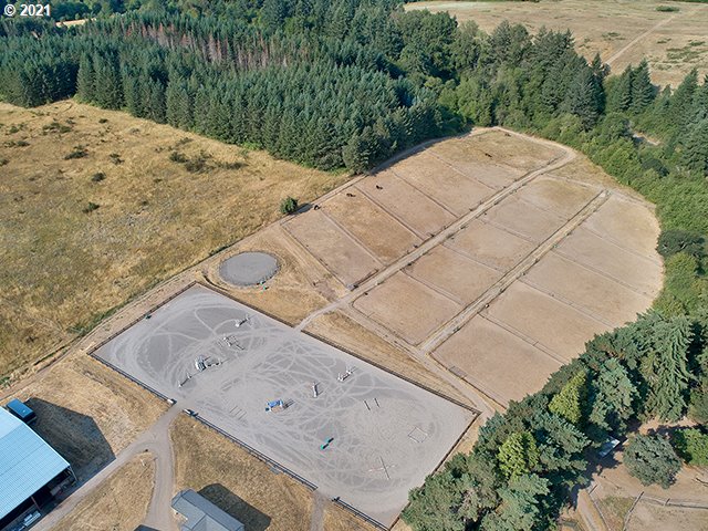 28303 Southwest Baker Road Sherwood, OR 97140 - Photo 15 of 32