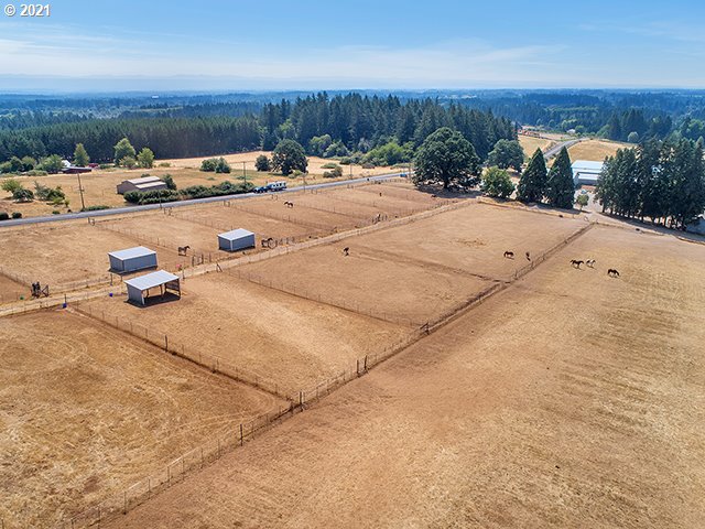 28303 Southwest Baker Road Sherwood, OR 97140 - Photo 3 of 32