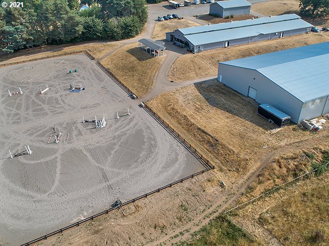 28303 Southwest Baker Road Sherwood, OR 97140 - Photo 5 of 32