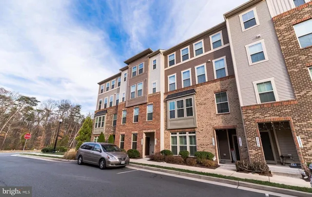 $499,575 | 25292 Gray Poplar Terrace, Aldie, VA 20105