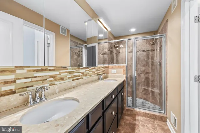 $499,575 | 25292 Gray Poplar Terrace, Aldie, VA 20105