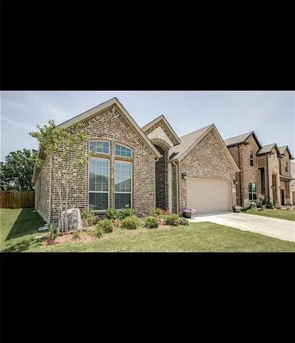 a black and white photo of a house