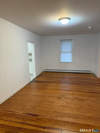 a view of room with an empty space