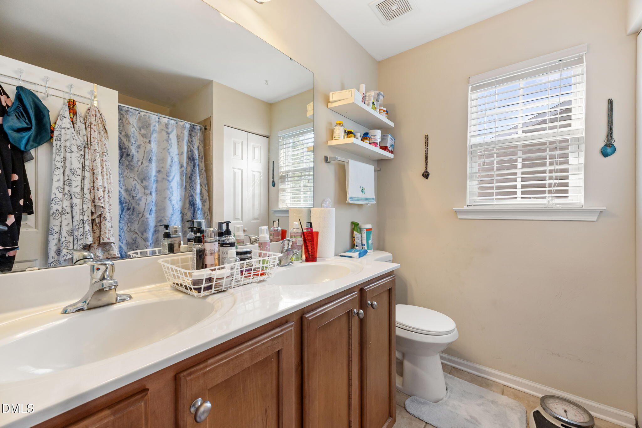 5335 Big Bass Drive Raleigh, NC 27610 - Photo 32 of 37 33-web-or-mls-484A2459