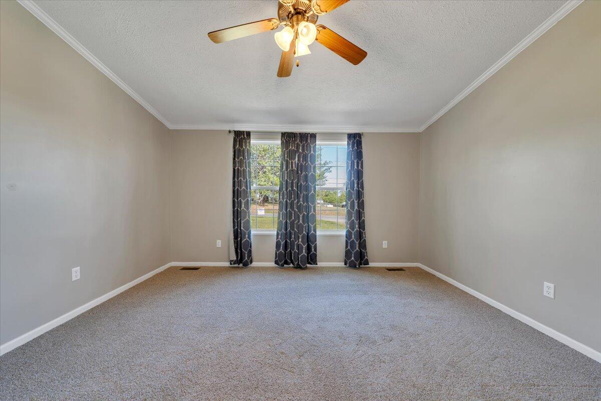 3767 Bandy Road Roanoke, VA 24014 - Photo 22 of 44 20-MIB02703