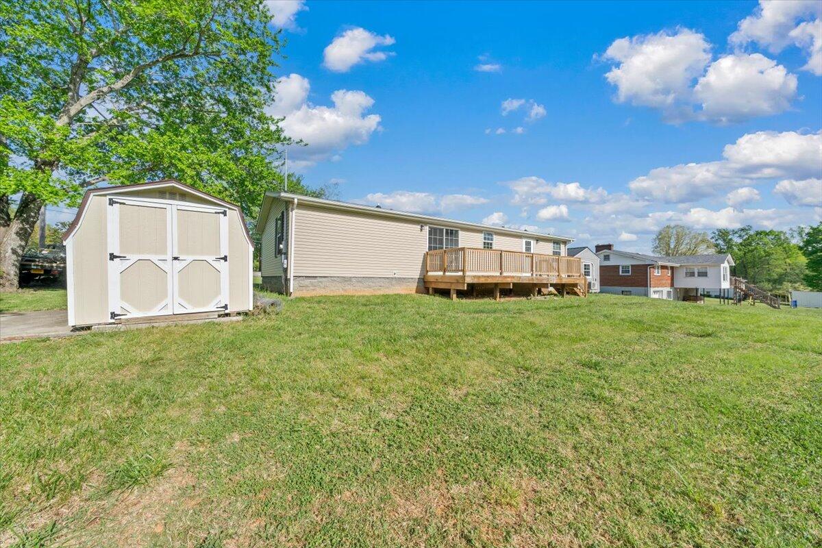 3767 Bandy Road Roanoke, VA 24014 - Photo 37 of 44 40-MIB02757