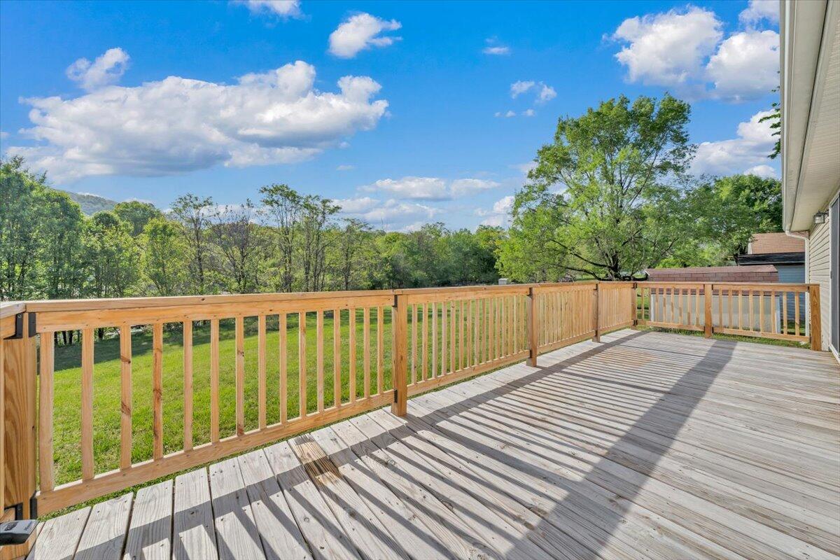 3767 Bandy Road Roanoke, VA 24014 - Photo 40 of 44 34-MIB02745