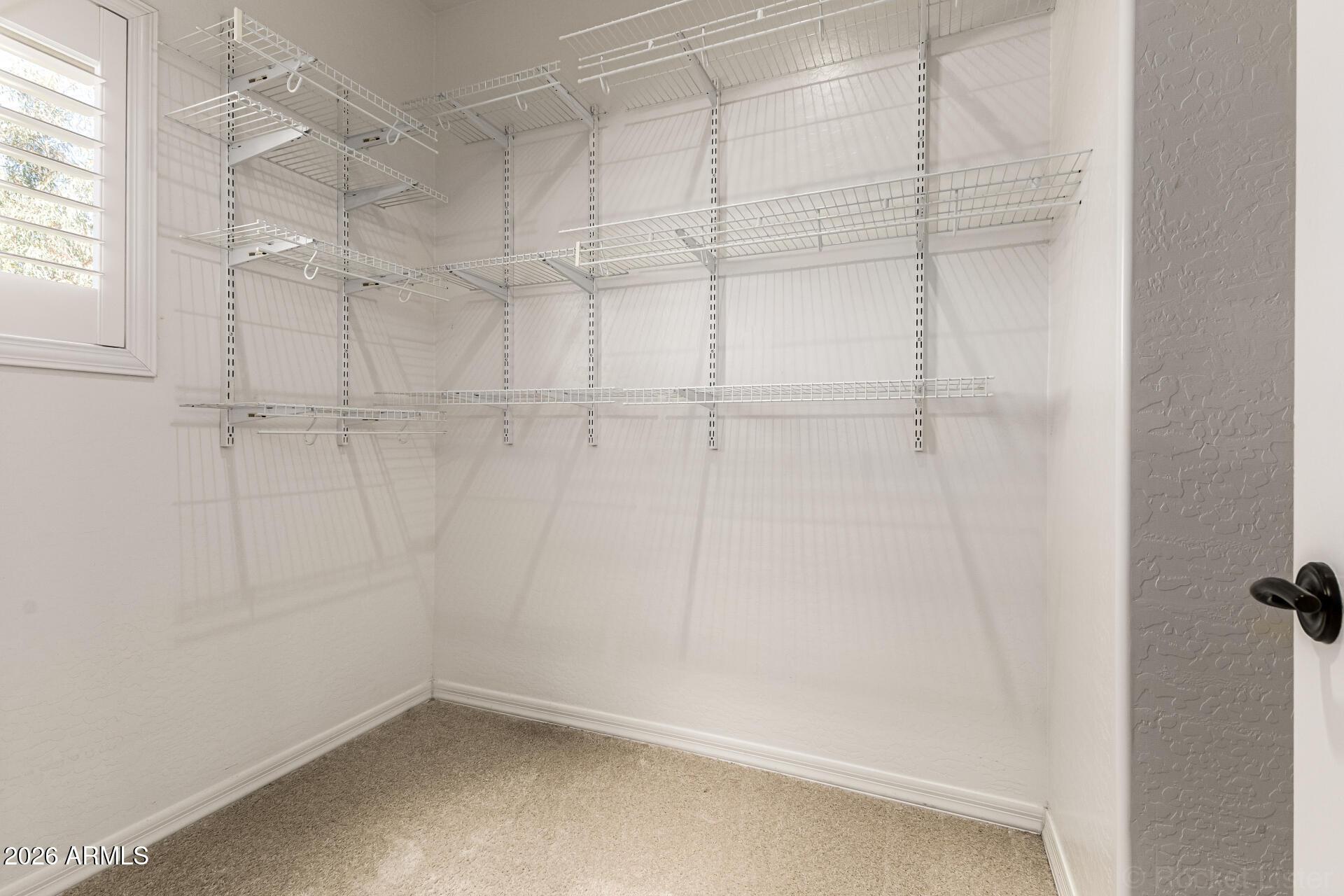 6940 East Cochise Road, Unit 1043 Paradise Valley, AZ 85253 - Photo 23 of 35 a view of a small room