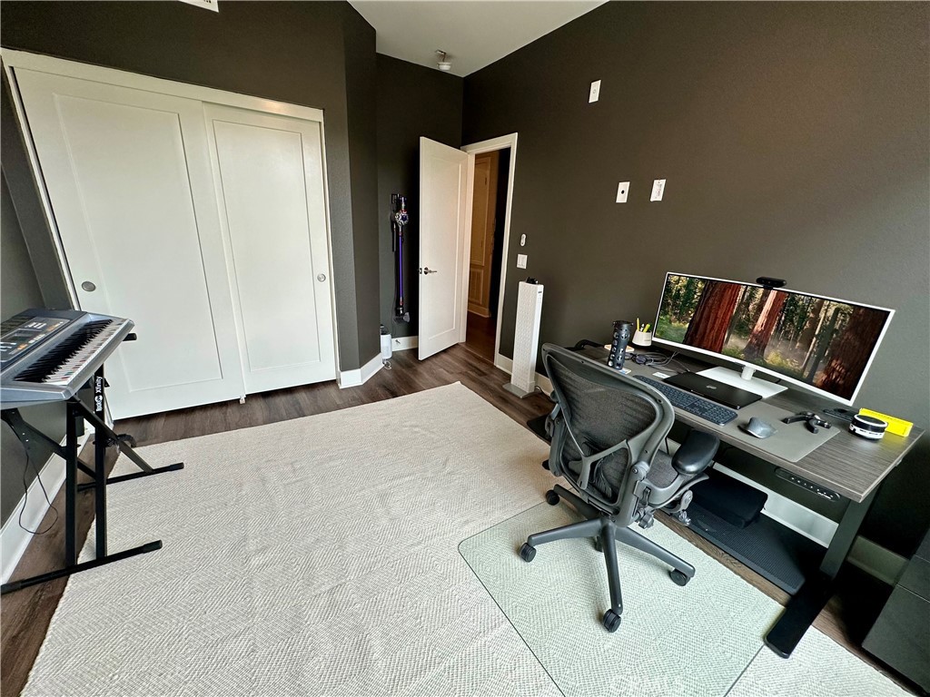 61 Gramercy Irvine, CA 92612 - Photo 14 of 33 a view of a room with gym equipment