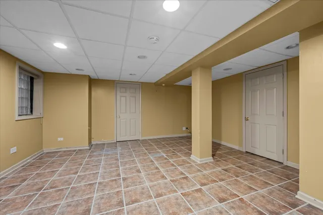 $895,000 | 3931 Miller Drive, Glenview, IL 60026