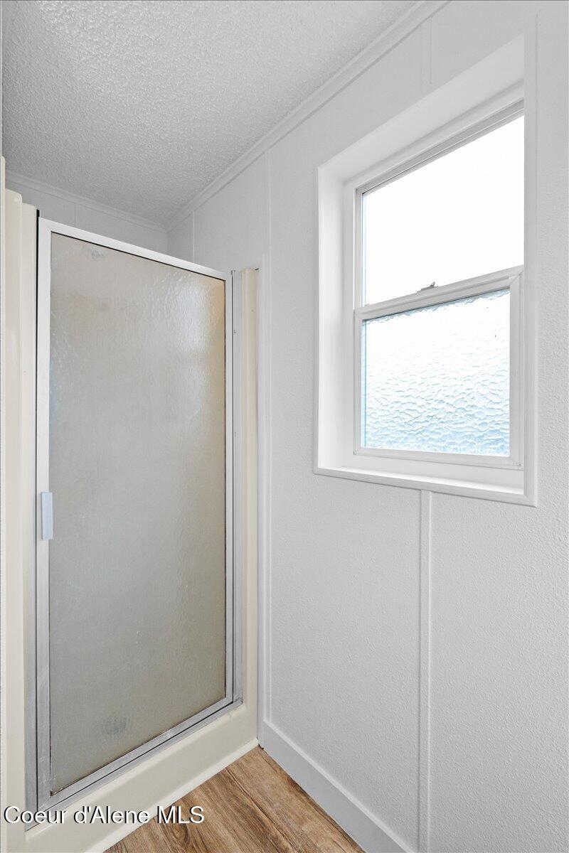 10600 North Benoit Street Hayden, ID 83835 - Photo 23 of 35 23-Primary bathroom