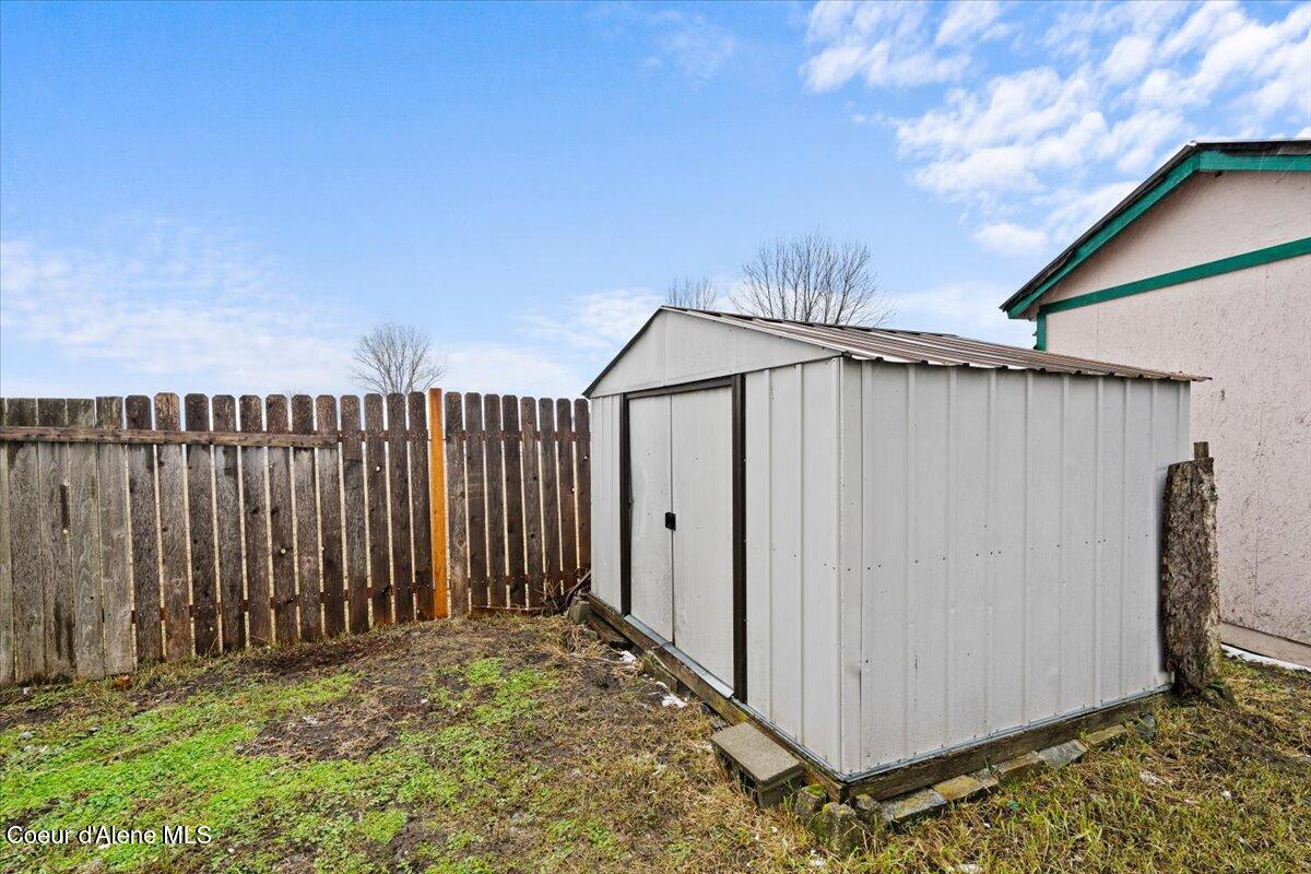 10600 North Benoit Street Hayden, ID 83835 - Photo 34 of 35 34-Shed