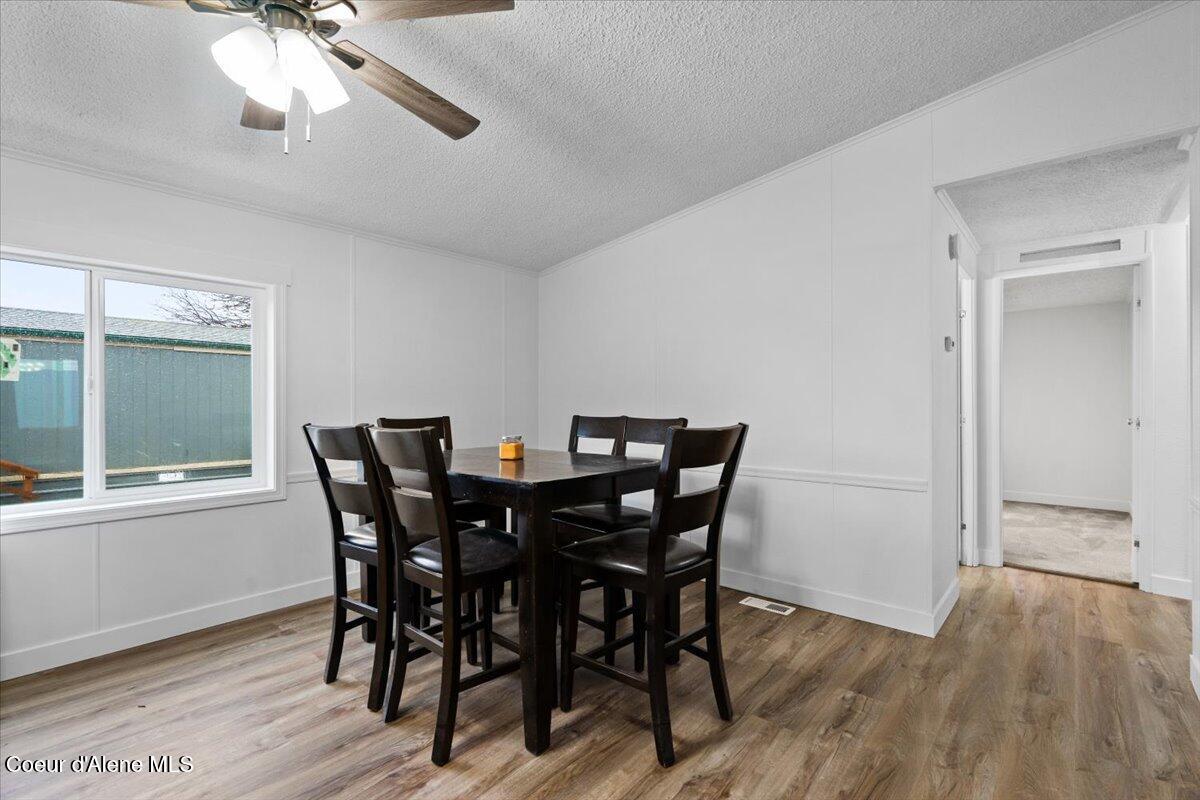 10600 North Benoit Street Hayden, ID 83835 - Photo 9 of 35 09-Dining