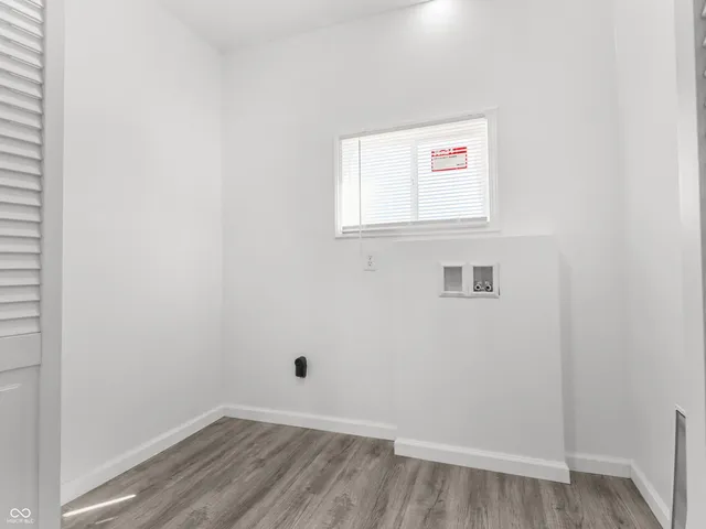 $189,999 | 1630 North Granville Avenue, Muncie, IN 47303