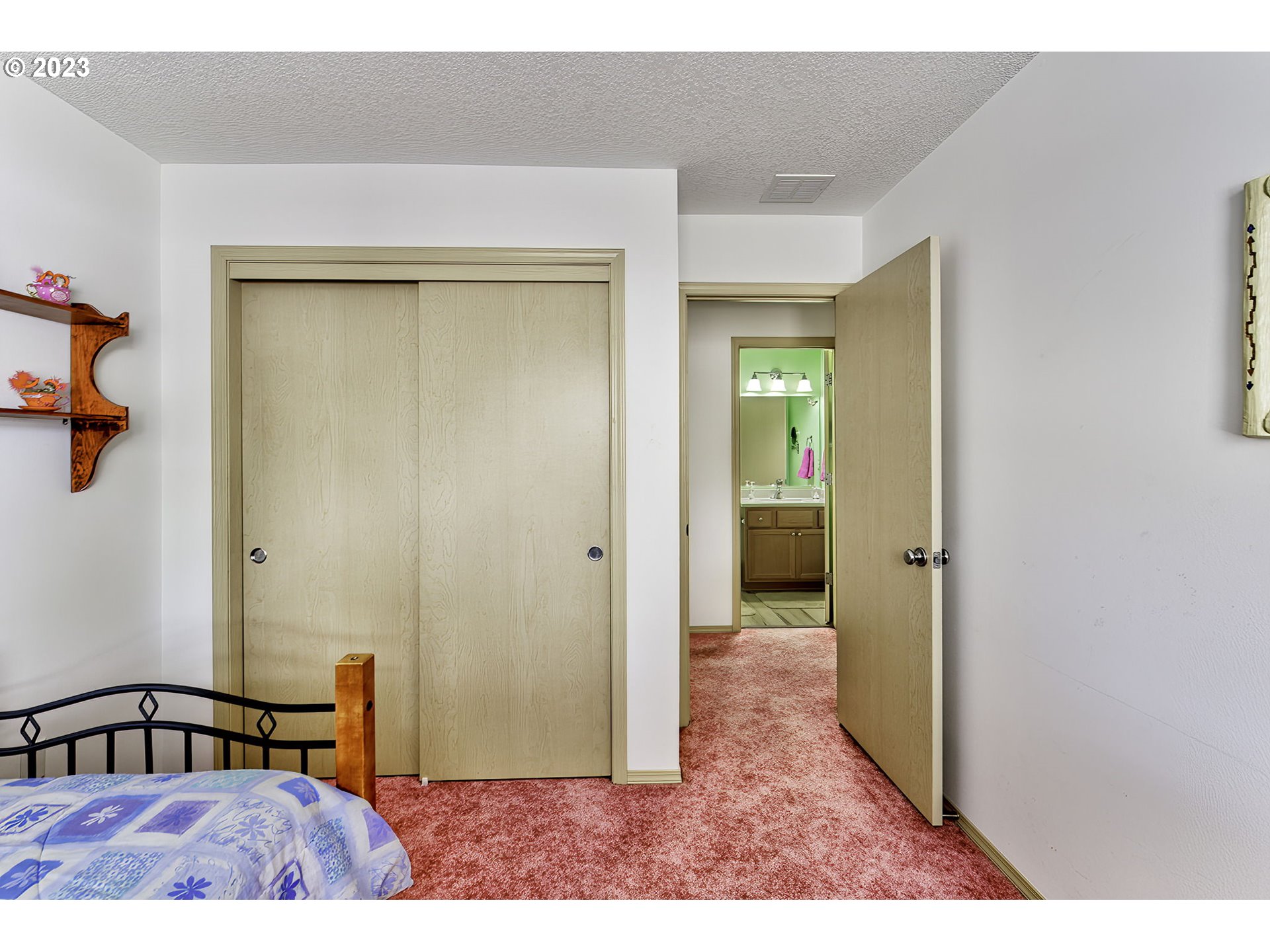 91 Crown Point Road Longview, WA 98632 - Photo 16 of 29 Gallery Image 16