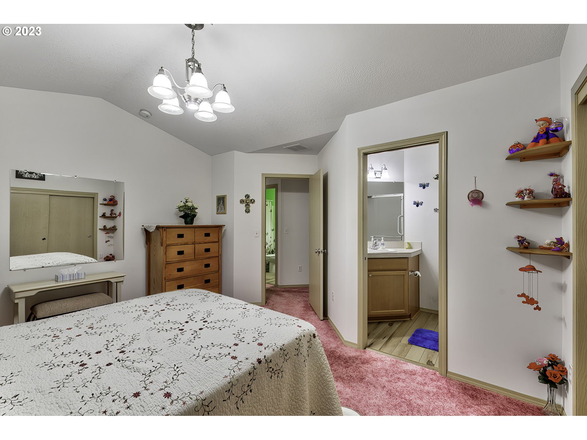 91 Crown Point Road Longview, WA 98632 - Photo 21 of 29 Gallery Image 21