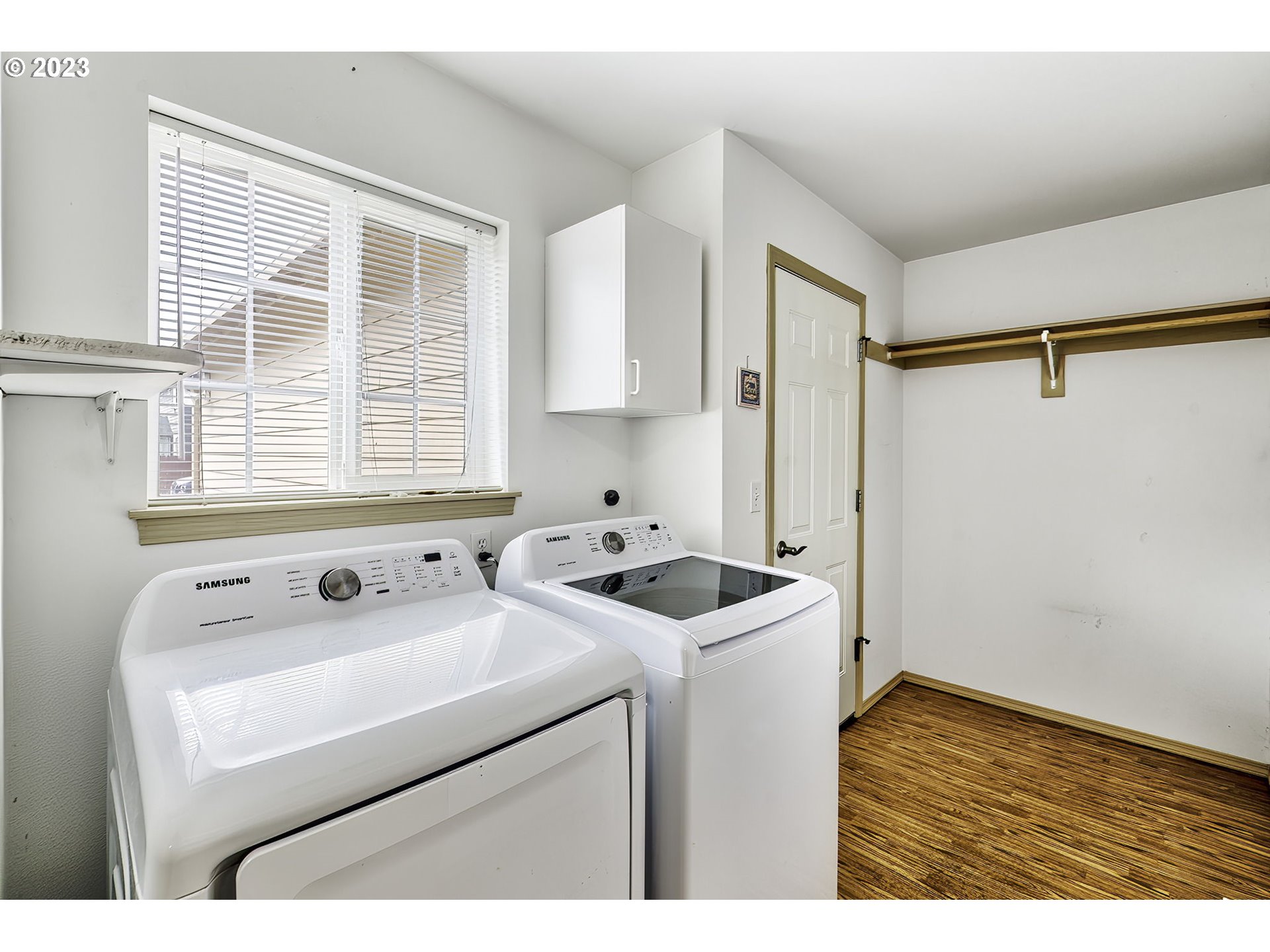 91 Crown Point Road Longview, WA 98632 - Photo 4 of 29 Gallery Image 4