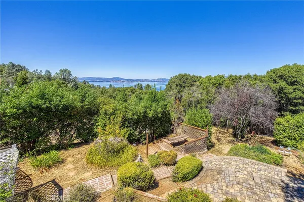 $364,500 | 7847 Evergreen Drive, Kelseyville, CA 95451