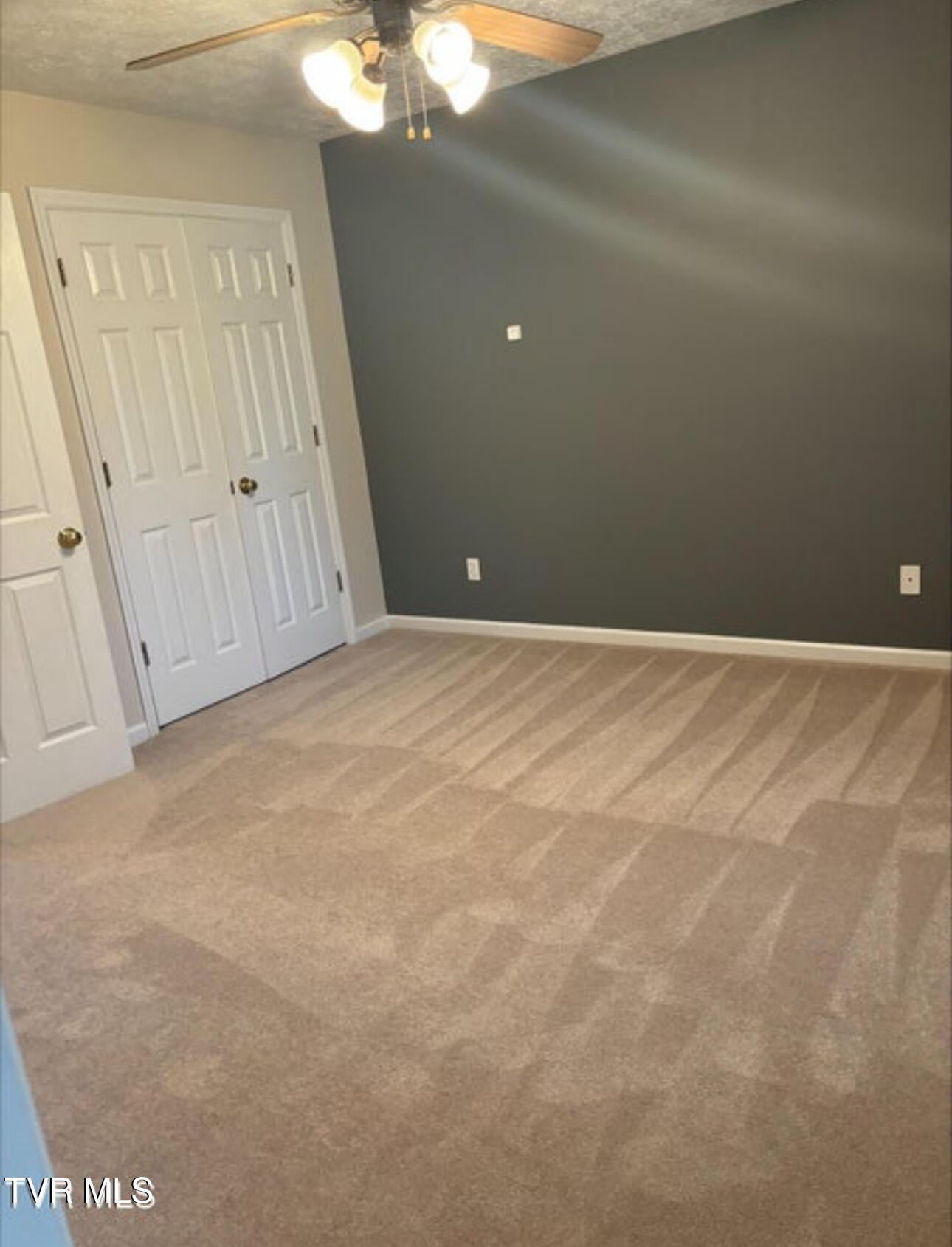 1110 Payne Road, Unit 9B Jonesborough, TN 37659 - Photo 3 of 8 IMG_3643