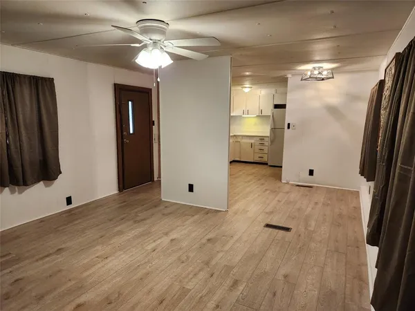 $1,290 | 12208 Lunar Lane, Burleson, TX 76028