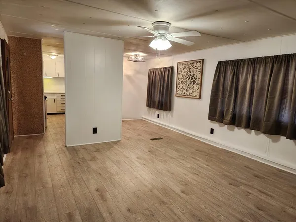 $1,290 | 12208 Lunar Lane, Burleson, TX 76028